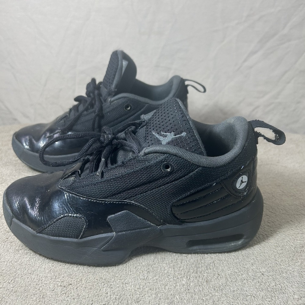Nike Air Jordan Max Aura 6 GS Black Anthracite Youth Size 6Y FQ8297-001